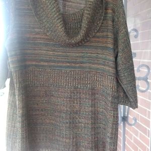 Ladies Plus size turtle neck blouse